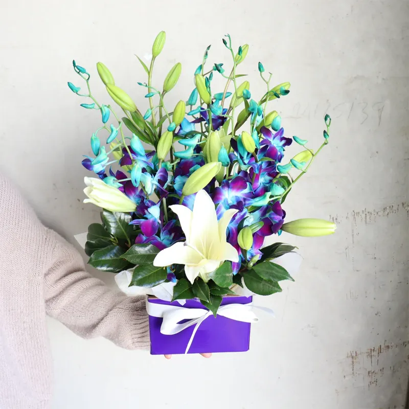 Цветы в коробке Сердце океана